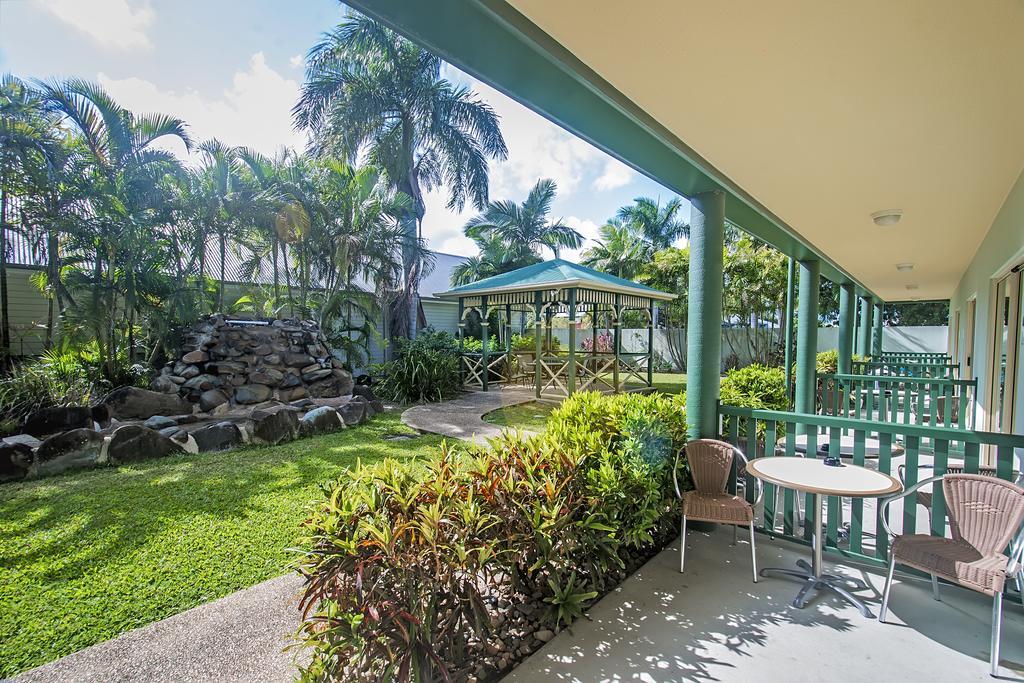 Shamrock Gardens Motel Mackay Exterior photo